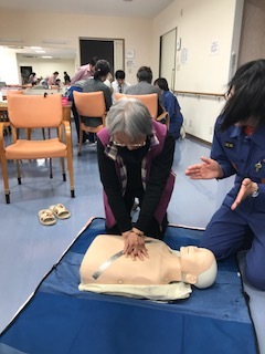 避難訓練を行いました。