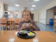 毎回イベントを、楽しみにしてくださっている入居者様。
入浴後の楽しみの一つと
言ってくださいました。