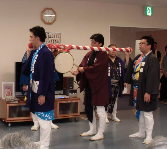 平成２５年７月６日に「大相撲　ふれ太鼓」イベント開催