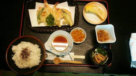 7月21日22日、ランチツアーに出かけました。