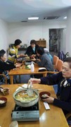 雪のちらつく中・・・鍋パティーを行いました。